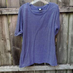 Basic Editions open sleeve top sz. XL